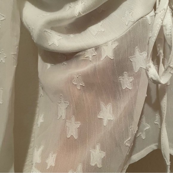 Renvy White Crop Blouse Boho Bohemian Star Details Size Small - Picture 6 of 11
